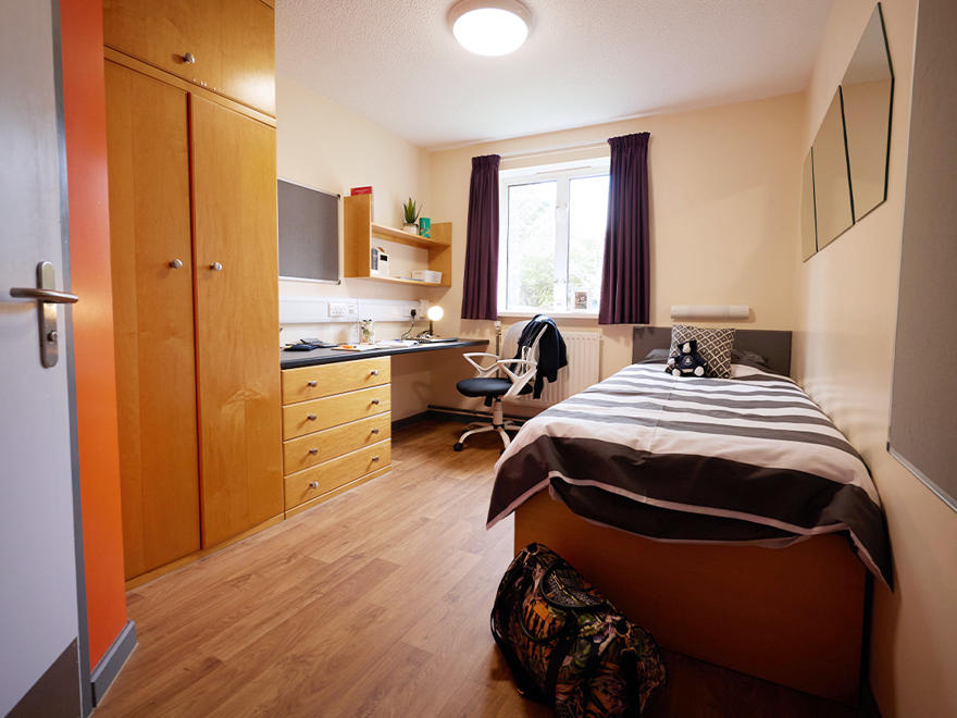 Accommodation bedroom