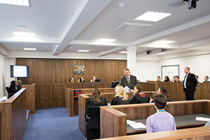 mock-courtroom-web