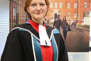 Dr Georgina Byrne
