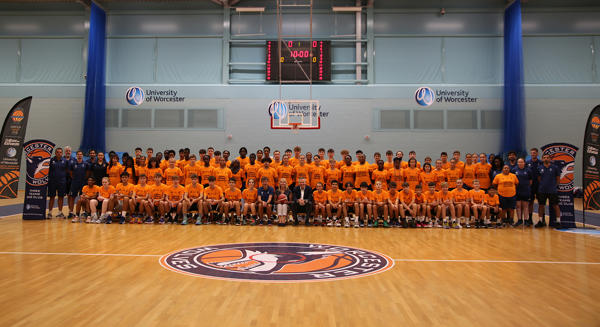 Valencia Basketball camp 2022