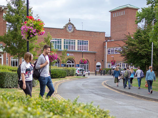 st-johns-student-arrival